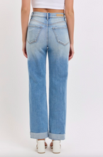 Load image into Gallery viewer, Kerra High Rise Dad Jean