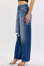 Load image into Gallery viewer, Alexis Mid Rise Dad Jean