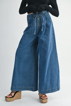 Load image into Gallery viewer, Rowan High-rise Wide Pleated Yoke Leg Denim