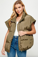 Load image into Gallery viewer, Zoe Puffer Vest

