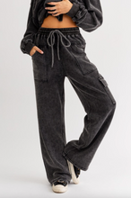 Load image into Gallery viewer, Luna Lounge Cargo Pants
