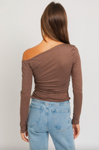 Load image into Gallery viewer, Rissa Ruched Slouchy Top
