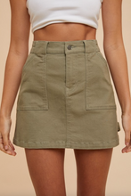 Load image into Gallery viewer, Verity Stretch Cargo Skirt

