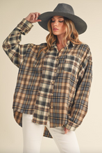 Load image into Gallery viewer, Noelle Flannel
