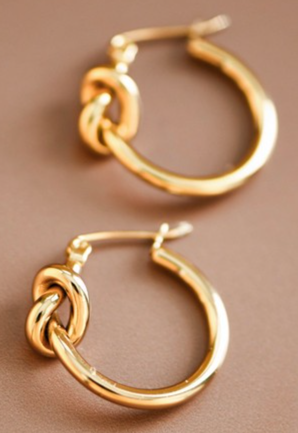 Knotted Hoops