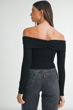 Load image into Gallery viewer, Lilian Off Shoulder Top
