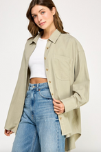 Load image into Gallery viewer, Scottie Boyfriend Button Down
