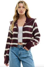 Load image into Gallery viewer, Juna Cropped Zip-Up Sweater
