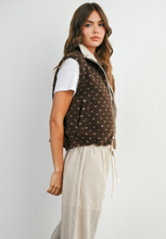 Load image into Gallery viewer, Fynlee Vest
