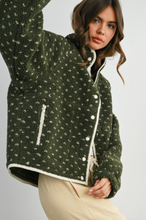 Load image into Gallery viewer, High Pine Sherpa
