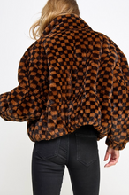 Load image into Gallery viewer, Ally Fuzzy Jacket
