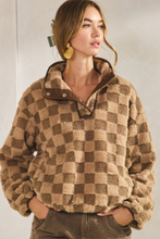 Load image into Gallery viewer, Blakely Checkered
