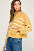 Load image into Gallery viewer, Vida Stripped Sweater
