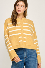 Load image into Gallery viewer, Vida Stripped Sweater
