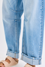 Load image into Gallery viewer, Dede Mid Rise Barrel Jeans
