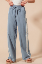 Load image into Gallery viewer, Mid Rise Casual Drawstring Pant
