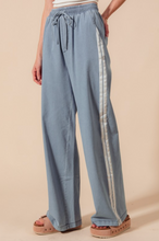 Load image into Gallery viewer, Mid Rise Casual Drawstring Pant

