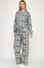 Load image into Gallery viewer, Weekend Reset Camo Pants
