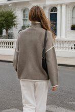 Load image into Gallery viewer, Reba Mock Neck Swetater
