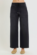 Load image into Gallery viewer, Baggy Patch Pocket Jeans
