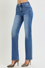 Load image into Gallery viewer, Jersie High Rise Jeans

