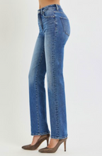 Load image into Gallery viewer, Jersie High Rise Jeans
