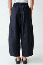 Load image into Gallery viewer, Ember Cotton Barrel-leg Utility Pants
