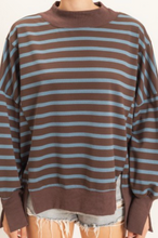 Load image into Gallery viewer, Abby Pullover
